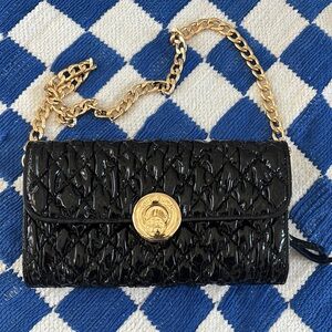 Tory Burch clutch shoulder bag black gold quilted